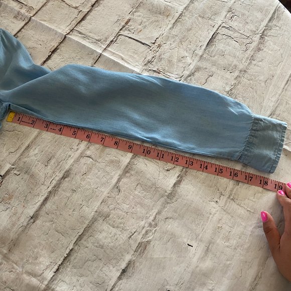 SO Button Down Denim Top - Picture 8 of 9